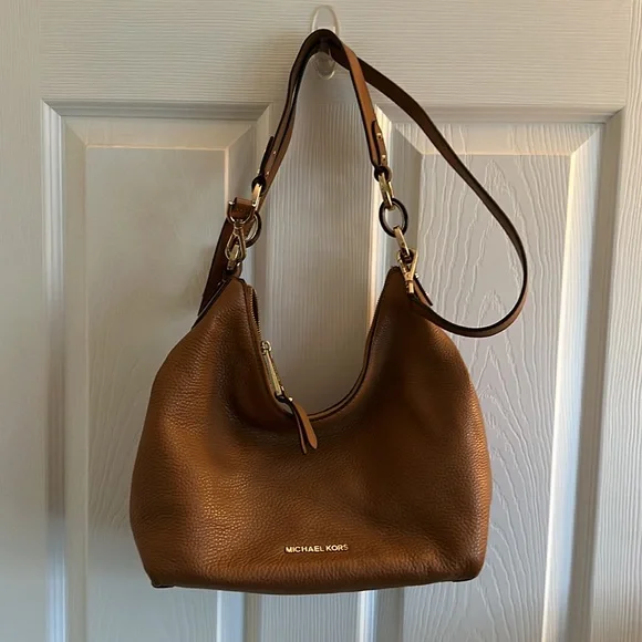 Michael Kors Crossbody - Picture 2 of 3